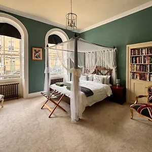 The Pickwick House 2 Bedroom Free Parking , Bath United Kingdom
